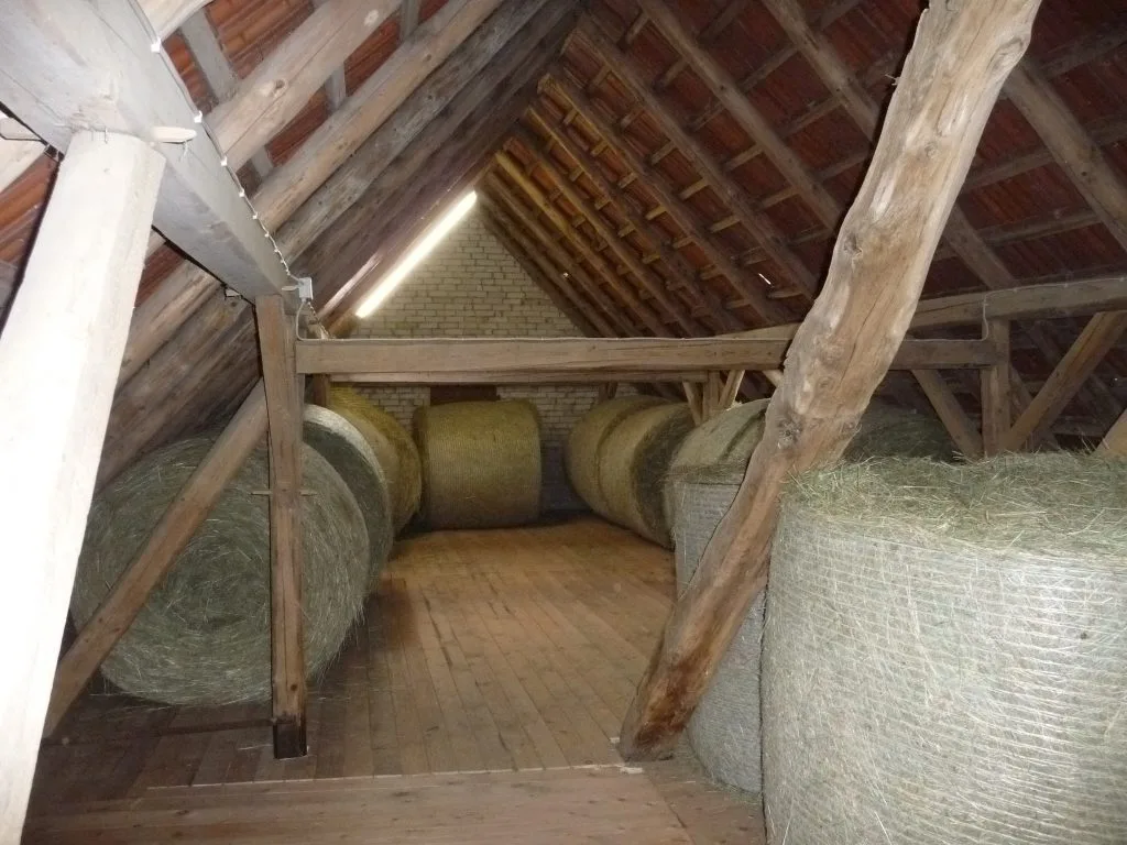 Heuballenlager